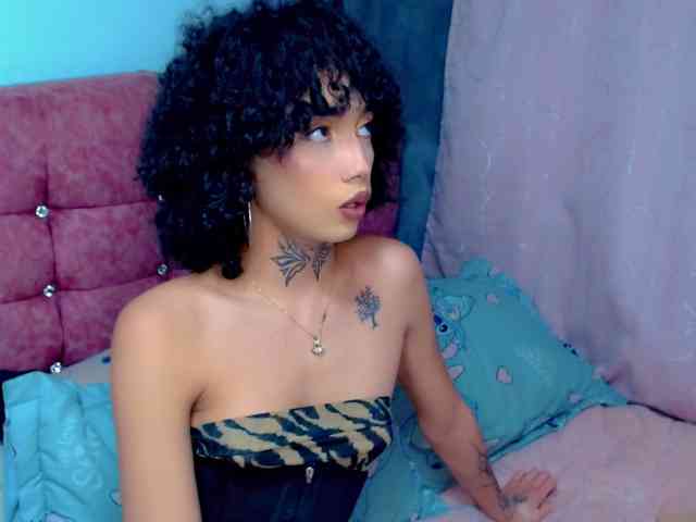 Darianna-Atehortua Sex Cam Show