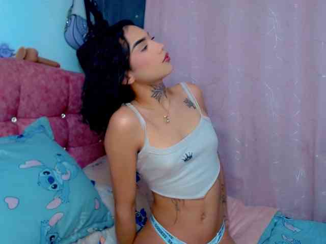 Darianna-Atehortua Sex Cam Show