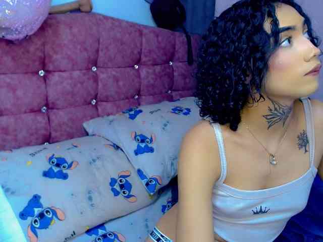 Darianna-Atehortua Sex Cam Show