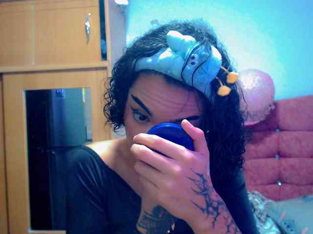 Darianna-Atehort... Live Webcam on BongaCams
