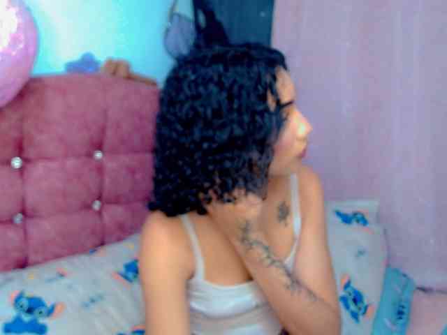 Darianna-Atehortua Sex Cam Show