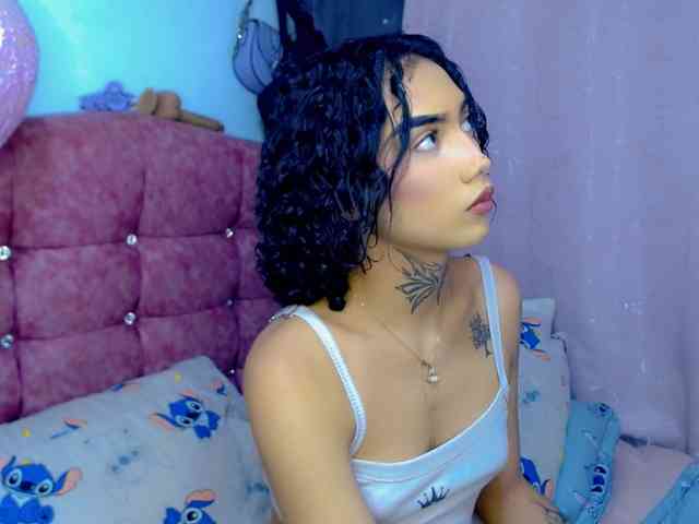 Darianna-Atehortua Sex Cam Show