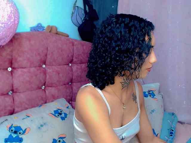 Darianna-Atehortua Sex Cam Show