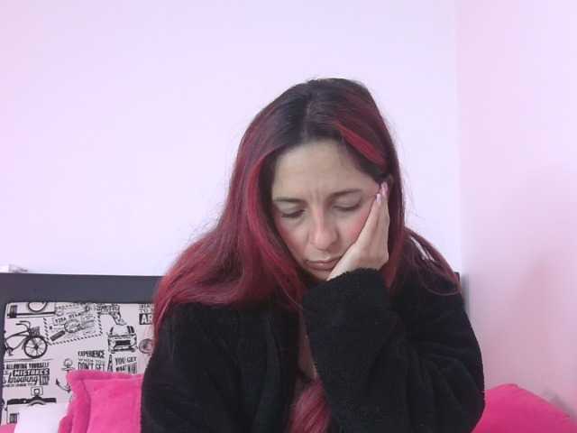Meghanh live cam on BongaCams