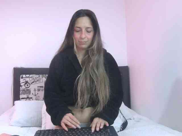 Meghanh webcam