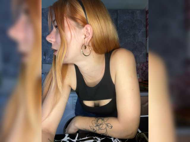 Valeriabos's BongaCams show and profile