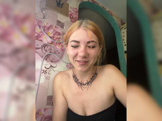 Valeriabos's BongaCams show and profile