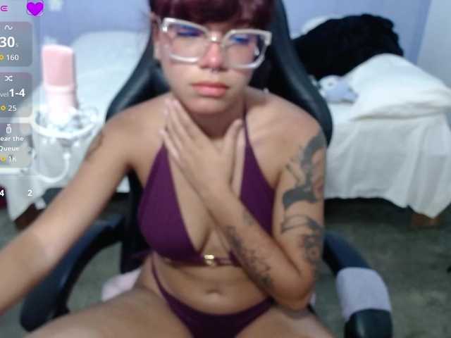 kinkycatalina live cam on BongaCams