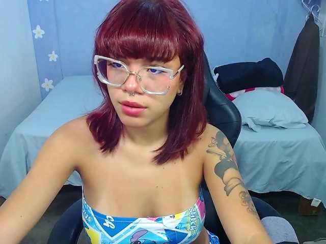kinkycatalina live cam on BongaCams