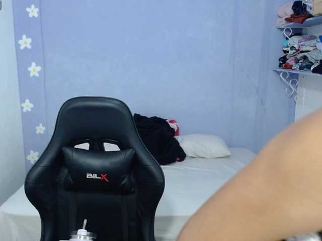 kinkycatalina live cam on BongaCams