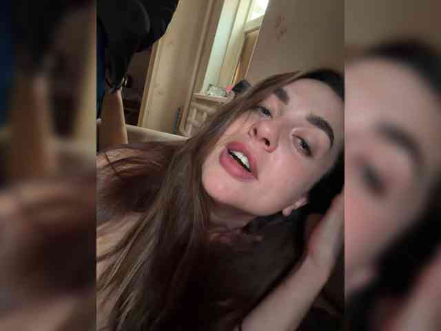 Model: Hornycoooooouple