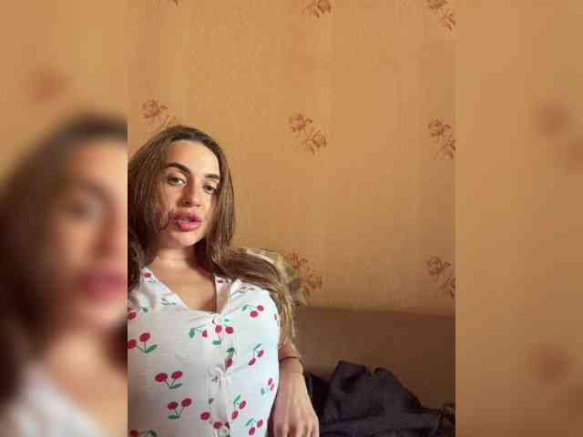 Model: Hornycoooooouple