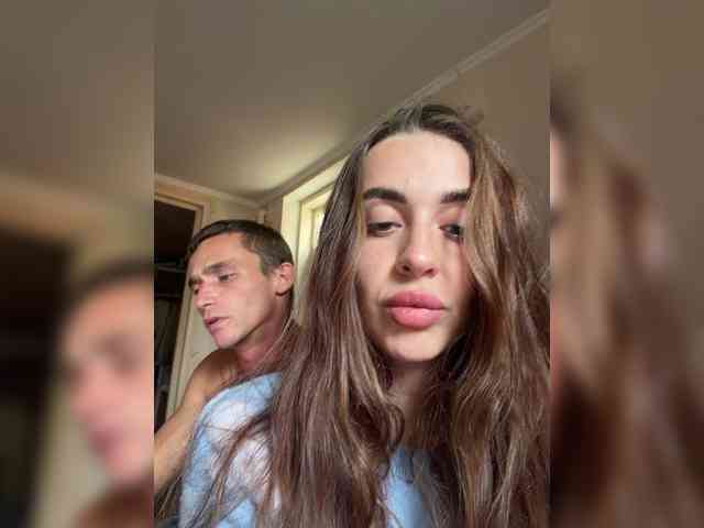 Hornycoooooouple