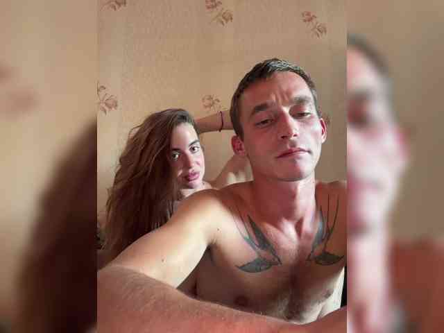 Hornycoooooouple