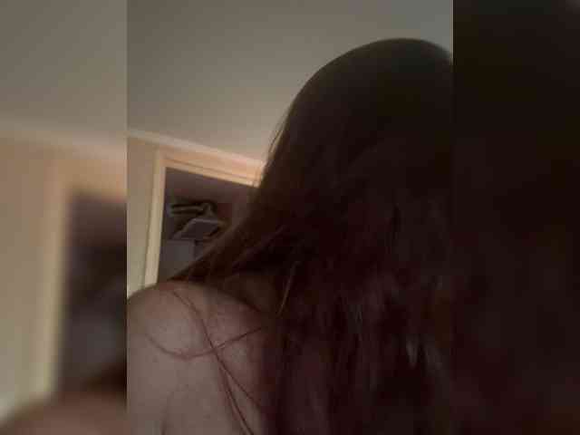 Hornycoooooouple
