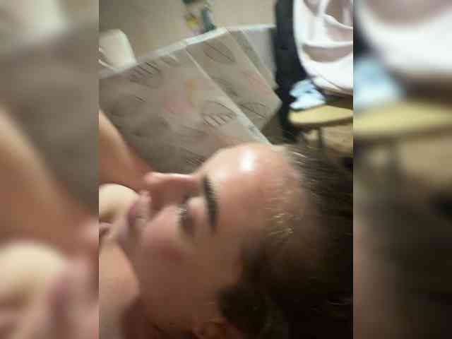 Hornycoooooouple