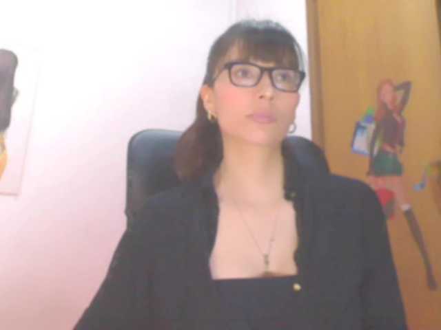 latina05 live cam on BongaCams