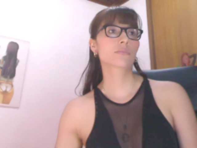 latina05 live cam on BongaCams