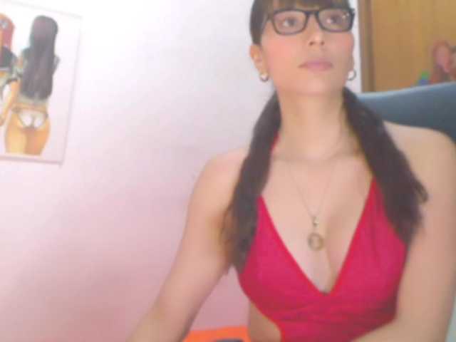 latina05 live cam on BongaCams