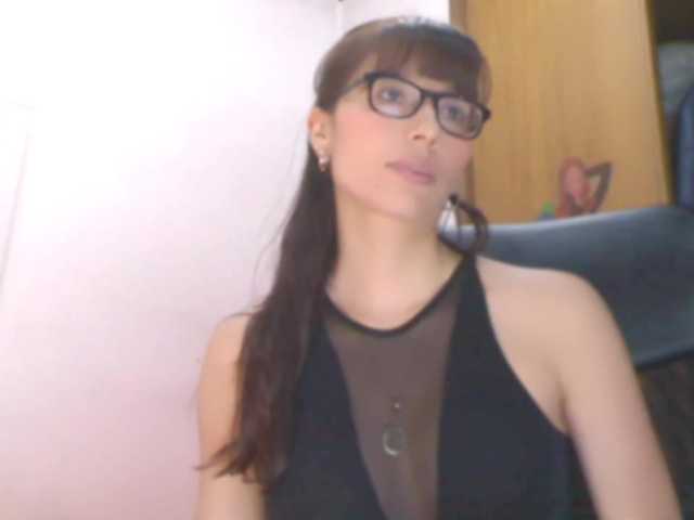 latina05 live cam on BongaCams