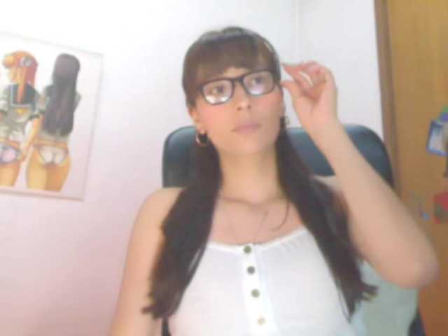 latina05 live cam on BongaCams