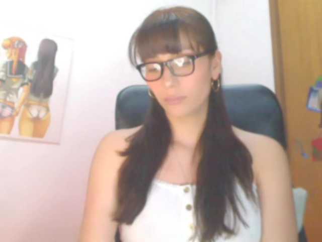 latina05 live cam on BongaCams