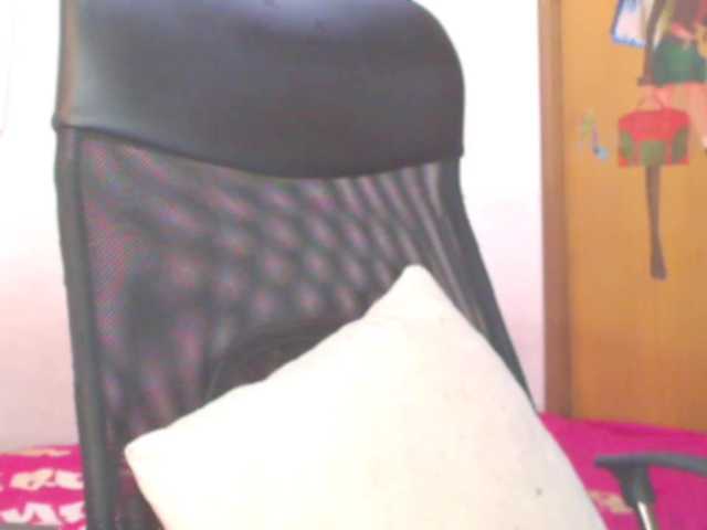 latina05 live webcam show
