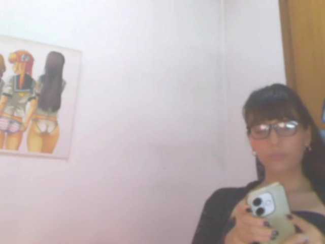 latina05 live cam on BongaCams