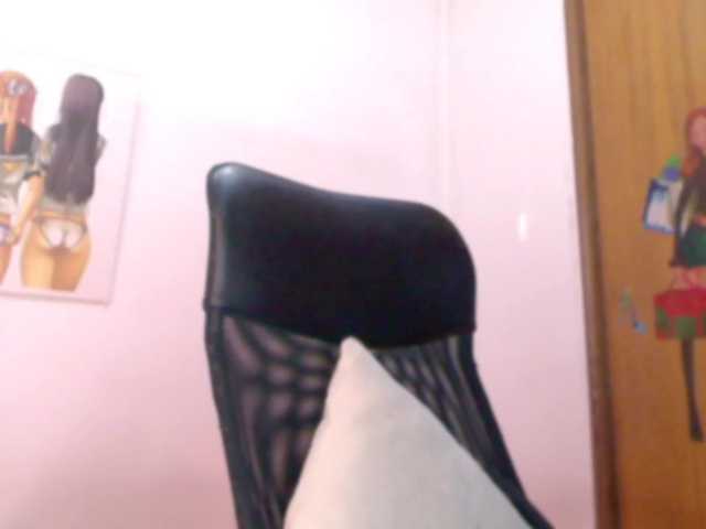 latina05 live cam on BongaCams