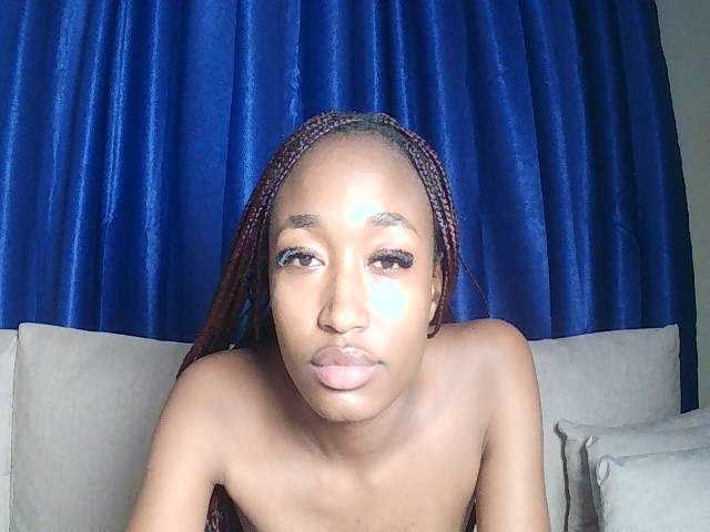 Queennana Cam en direct sur BongaCams