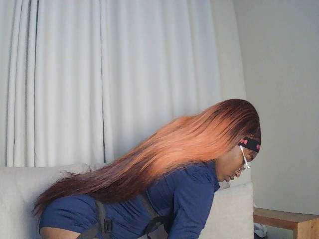 Queennana live cam on BongaCams