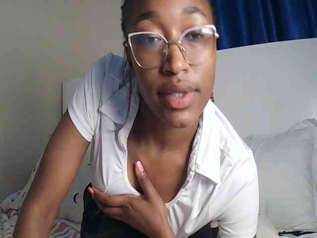 PinkAura_ webcam