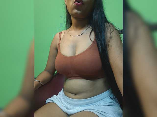sweet-kaniika live cam on BongaCams