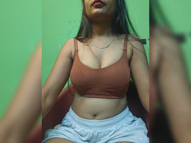 sweet-kaniika live cam on BongaCams