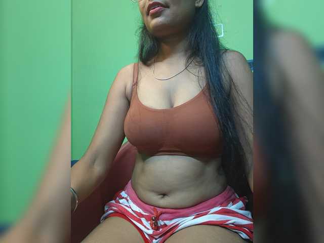sweet-kaniika live cam on BongaCams
