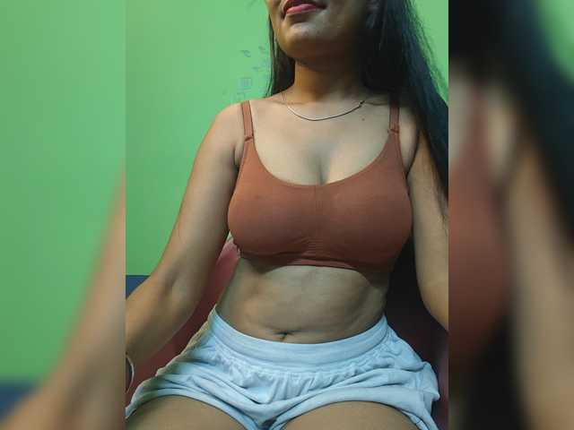 sweet-kaniika live cam on BongaCams