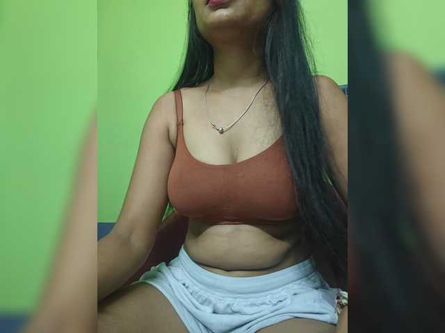 sweet-kaniika live cam on BongaCams
