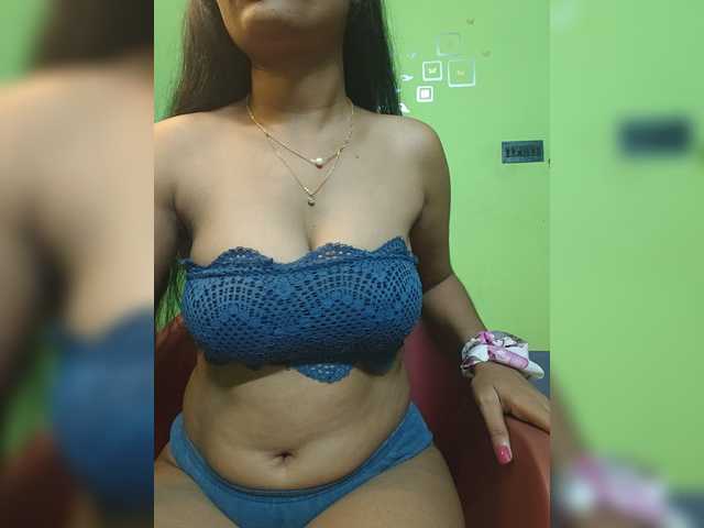 sweet-kaniika live cam on BongaCams