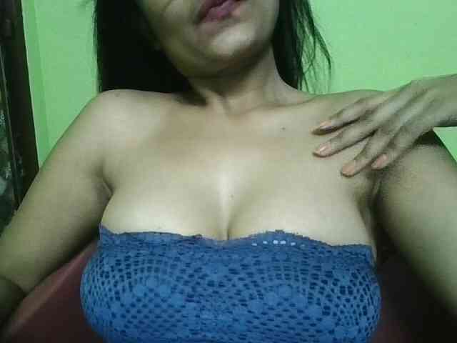 sweet-kaniika webcam