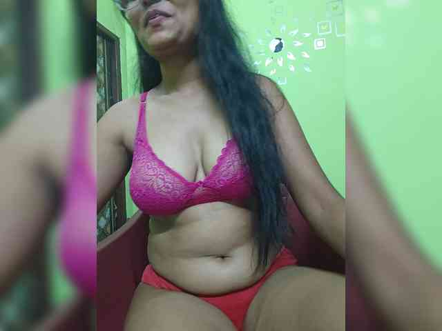 sweet-kaniika webcam