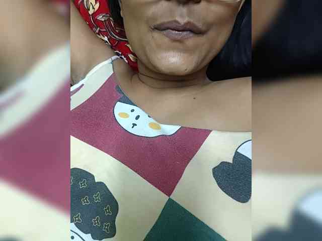 sweet-kaniika webcam