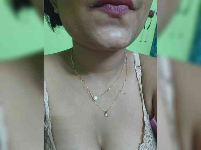 sweet-kaniika webcam