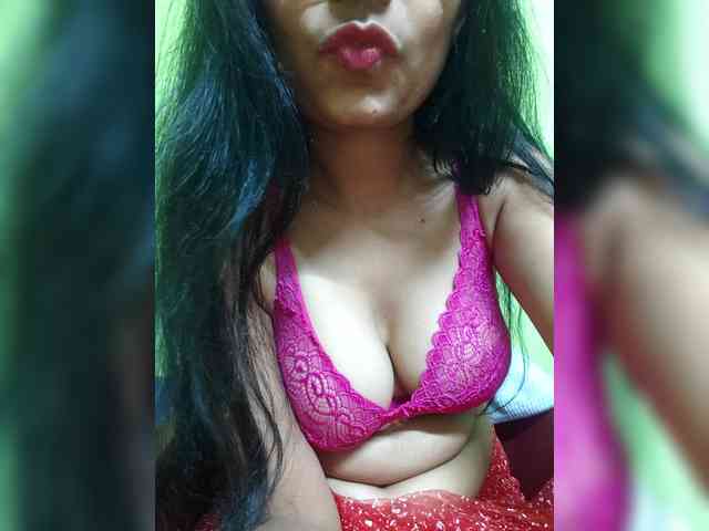 sweet-kaniika webcam