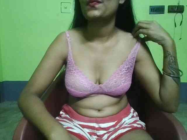 sweet-kaniika webcam