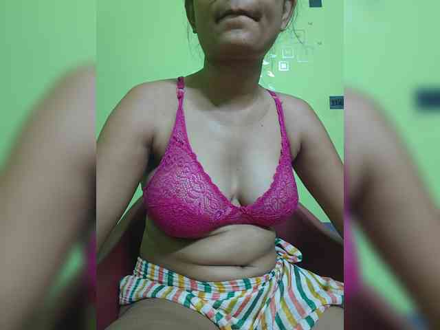 sweet-kaniika webcam