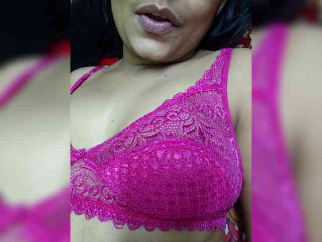 sweet-kaniika webcam