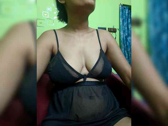 sweet-kaniika webcam