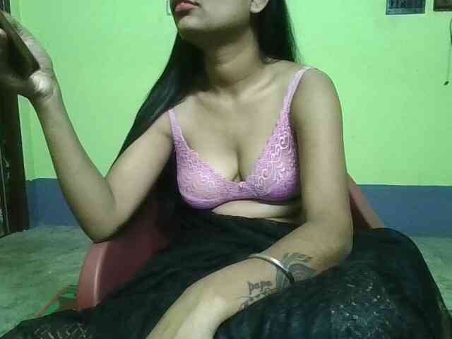 sweet-kaniika webcam