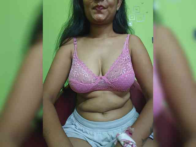 sweet-kaniika webcam