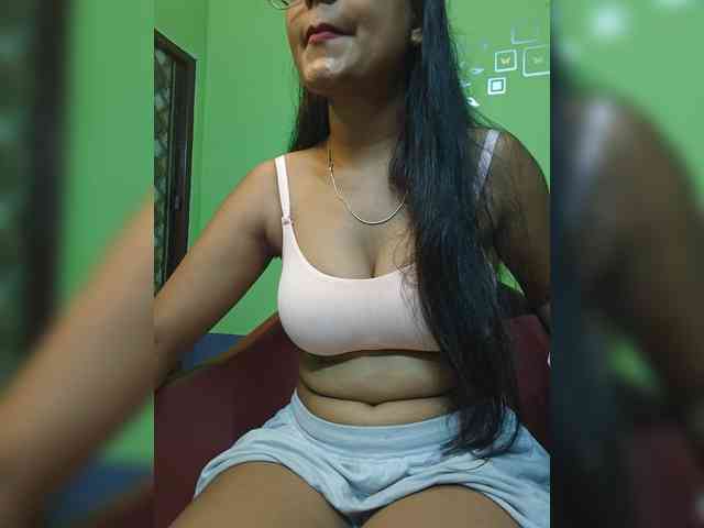 sweet-kaniika webcam